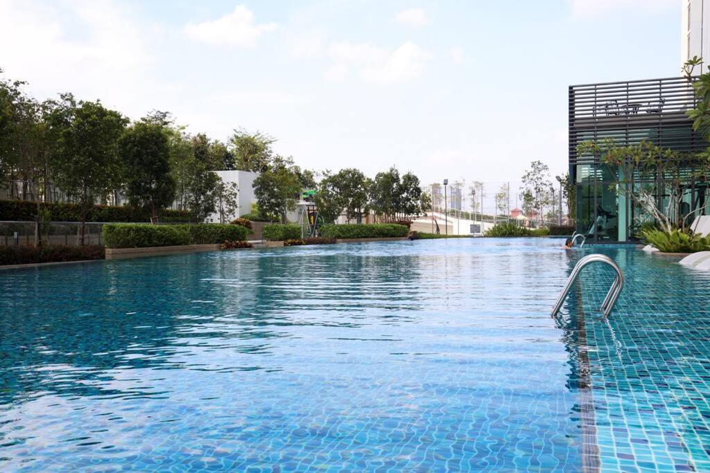 Elegant Homes 9Pax 5Bed Sunway Pyramid-Lagoon 2 Car Park Petaling Jaya Exterior photo